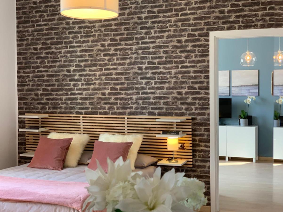 Camozzi Apartment *